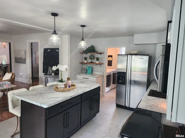 $195,000 | 600 East Jefferson Street, Washington, IL 61571