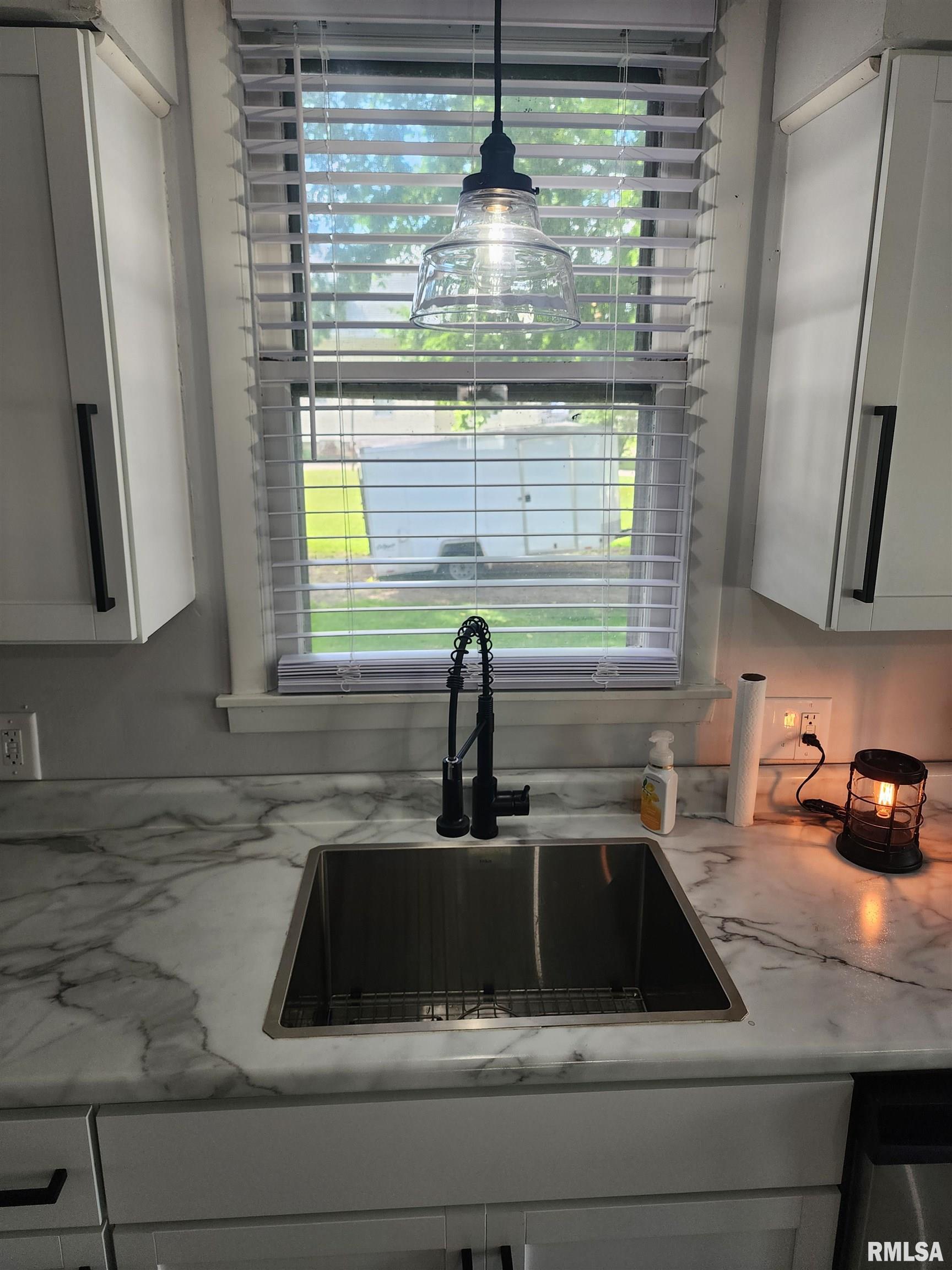 600 East Jefferson Street Washington, IL 61571 - Photo 19 of 40