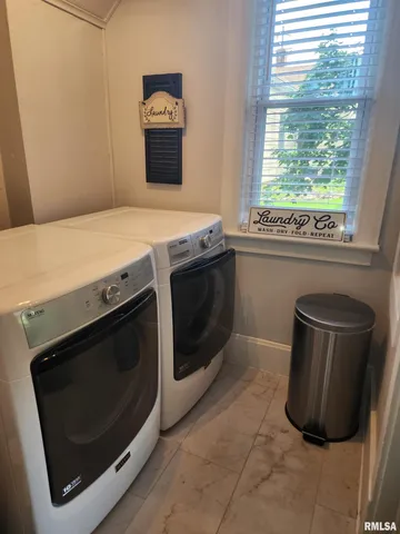 $195,000 | 600 East Jefferson Street, Washington, IL 61571