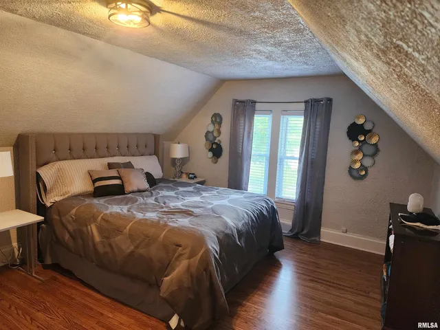 $195,000 | 600 East Jefferson Street, Washington, IL 61571