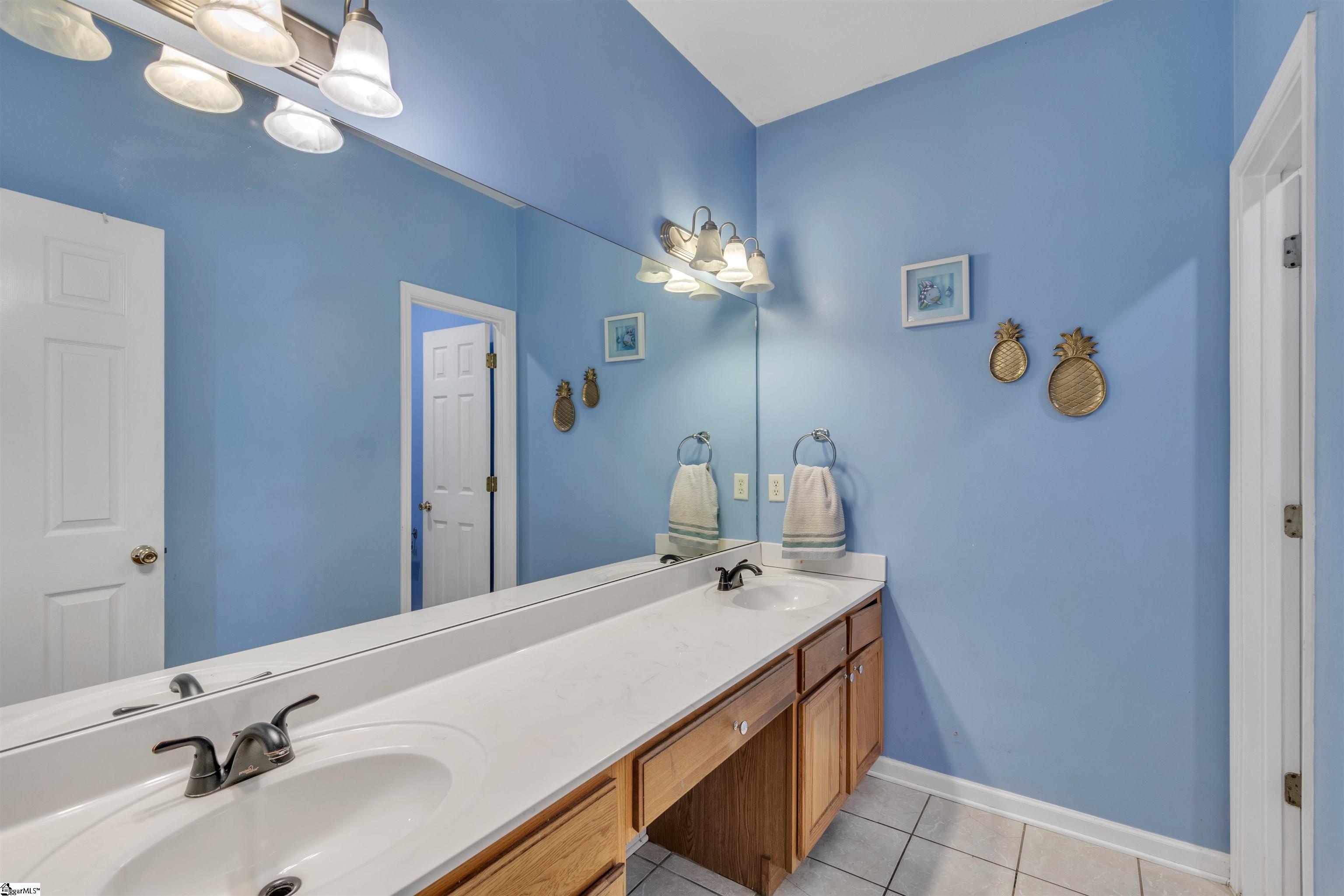 107 Windsong Court Anderson, SC 29621 - Photo 26 of 36 Gallery Image 26