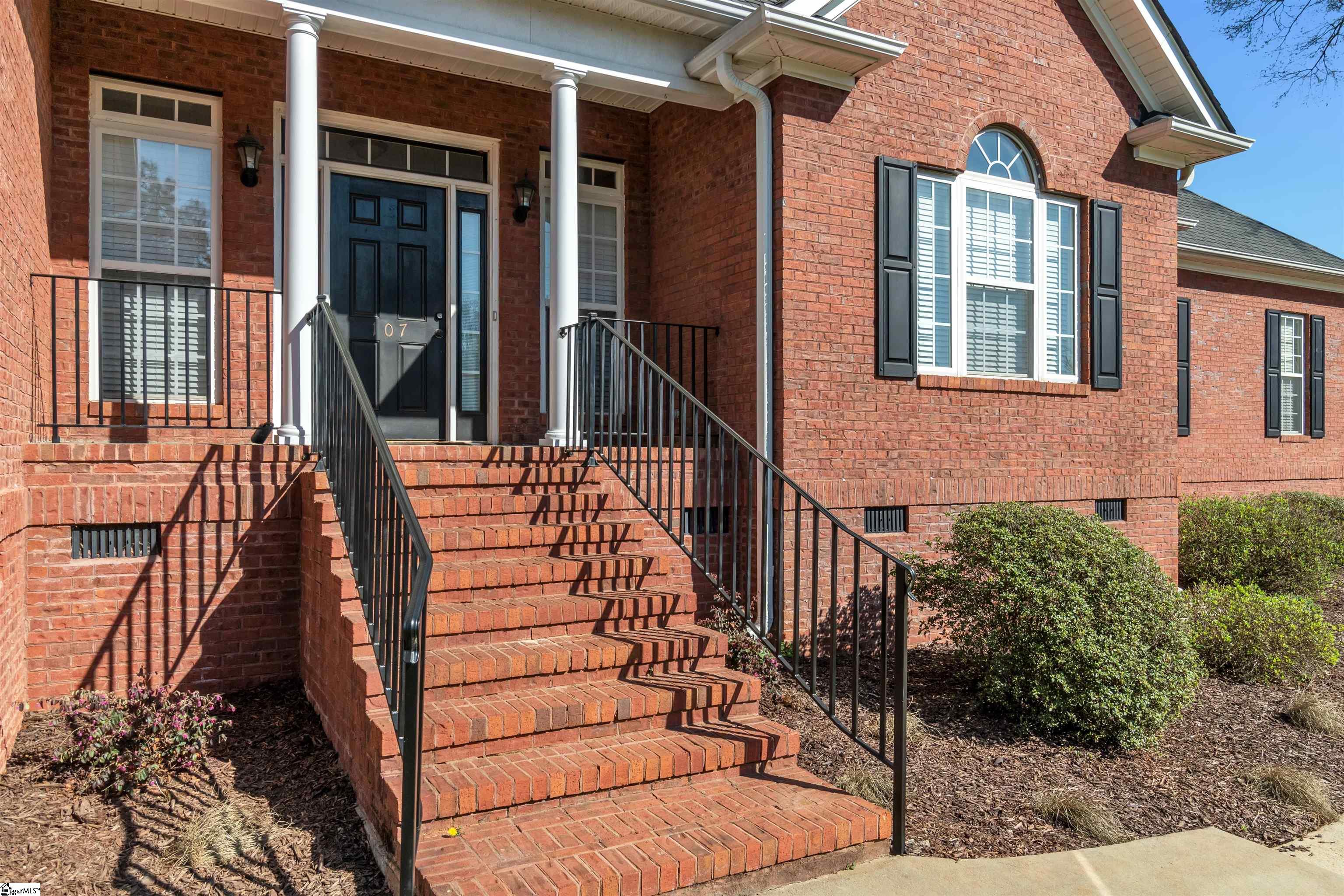 107 Windsong Court Anderson, SC 29621 - Photo 4 of 36 Gallery Image 4