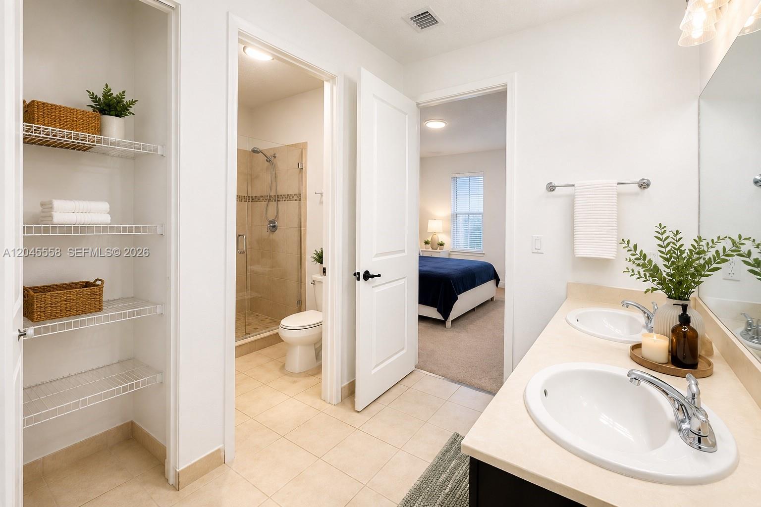 3209 West 98th Place Hialeah, FL 33018 - Photo 9 of 38
