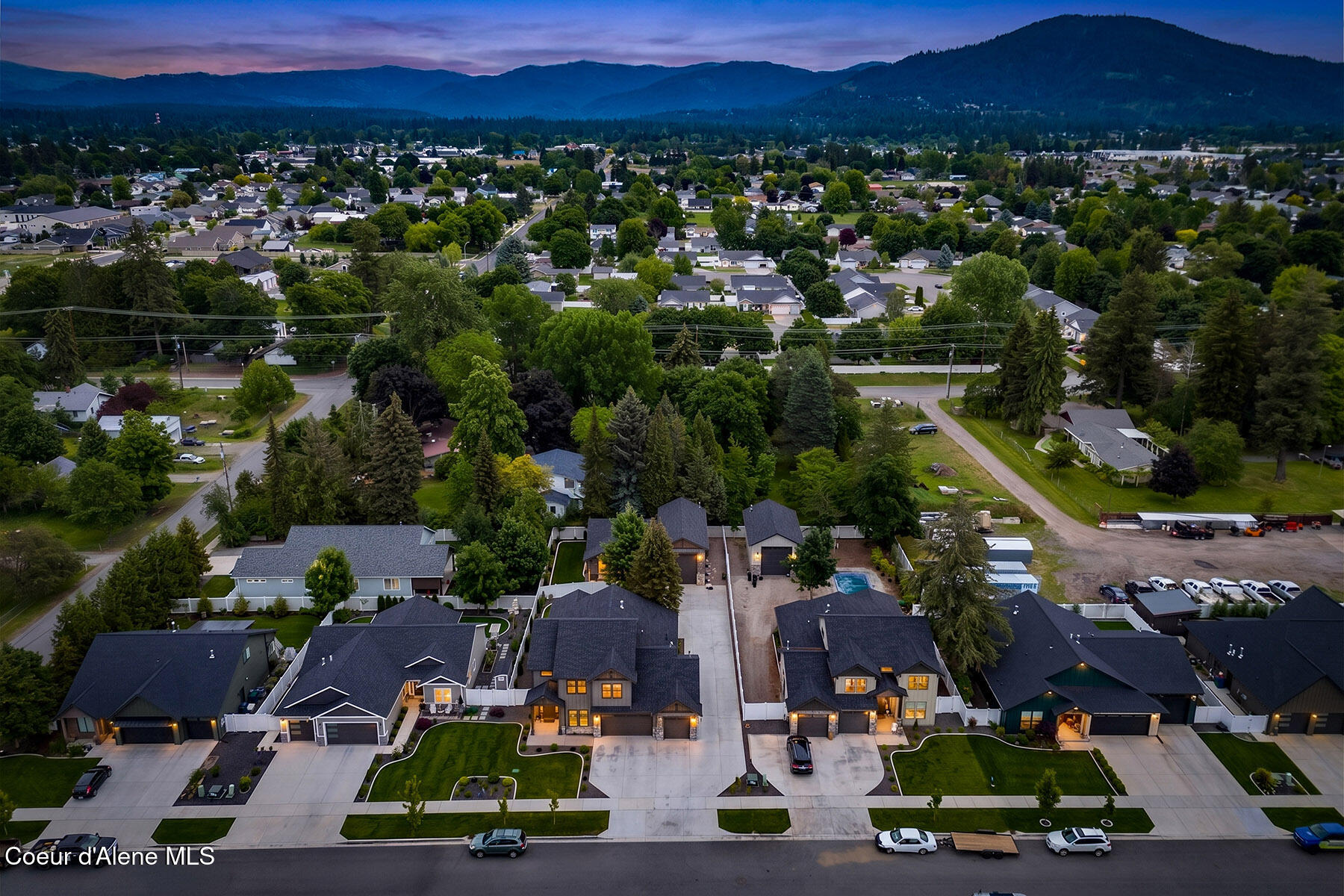 9116 North Raintree Lane Hayden, ID 83835 - Photo 61 of 67 9116-N-Raintree-Ln-Twilight-0077