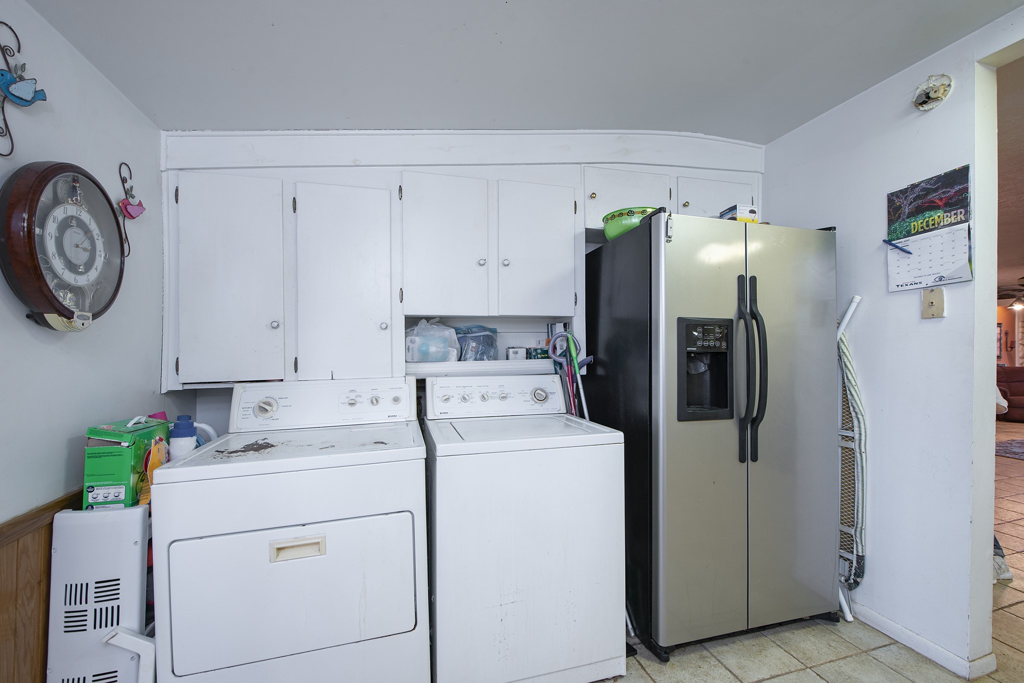 22234 Castle Road Waller, TX 77484 - Photo 38 of 50 a utility room with dryer and washer