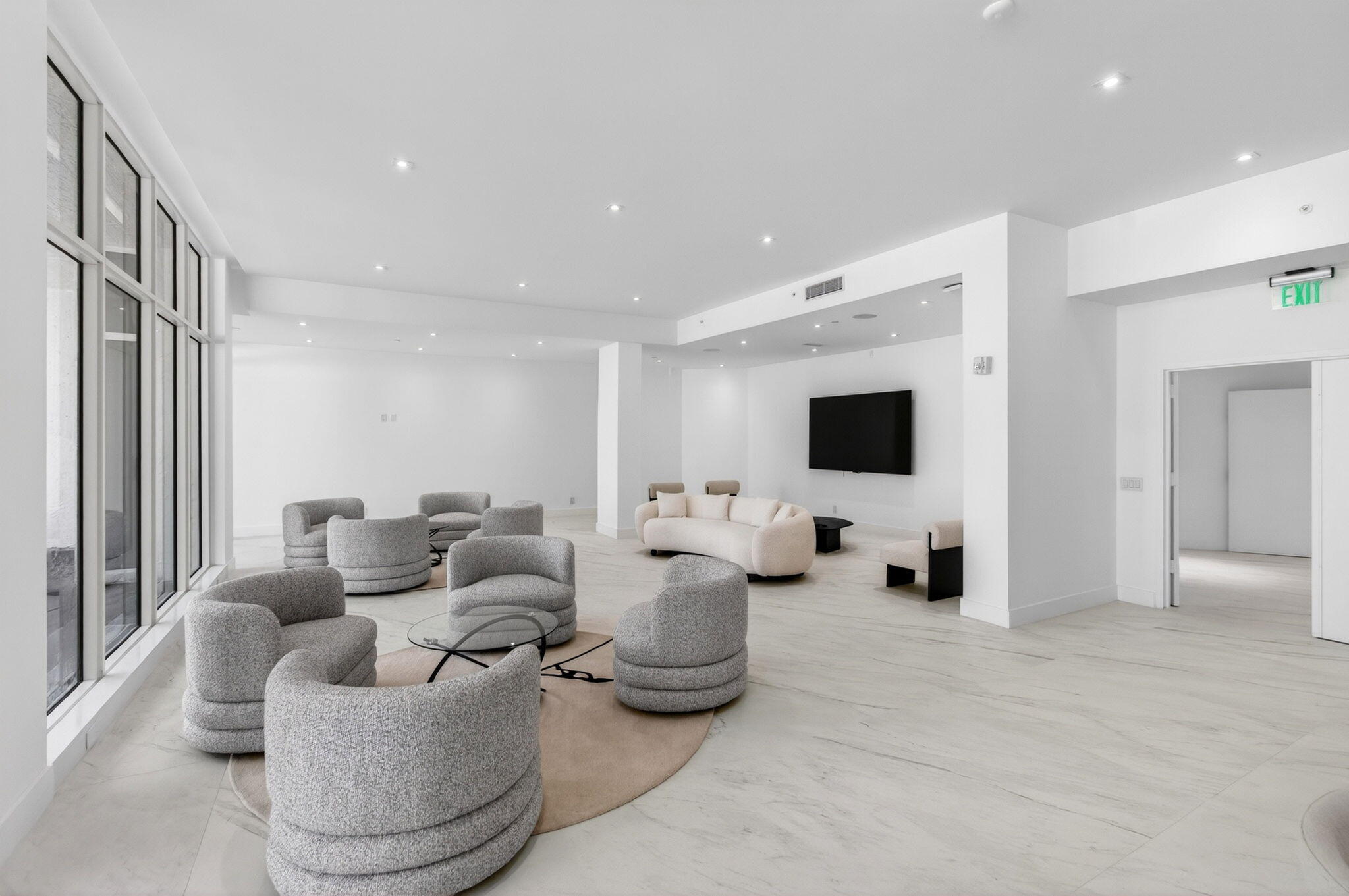 4201 North Ocean Boulevard, Unit C 307 Boca Raton, FL 33431 - Photo 23 of 31 Meeting Area