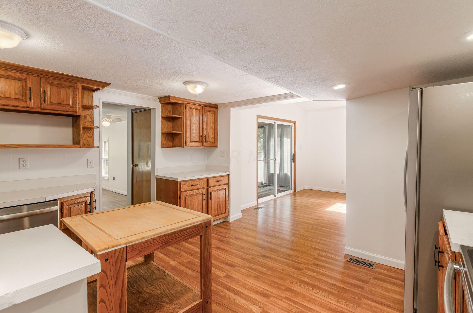 7157 Clark State Road, Unit 7 Blacklick, OH 43004 - Photo 12 of 33 015_Rd Blacklick OH 43004 USA