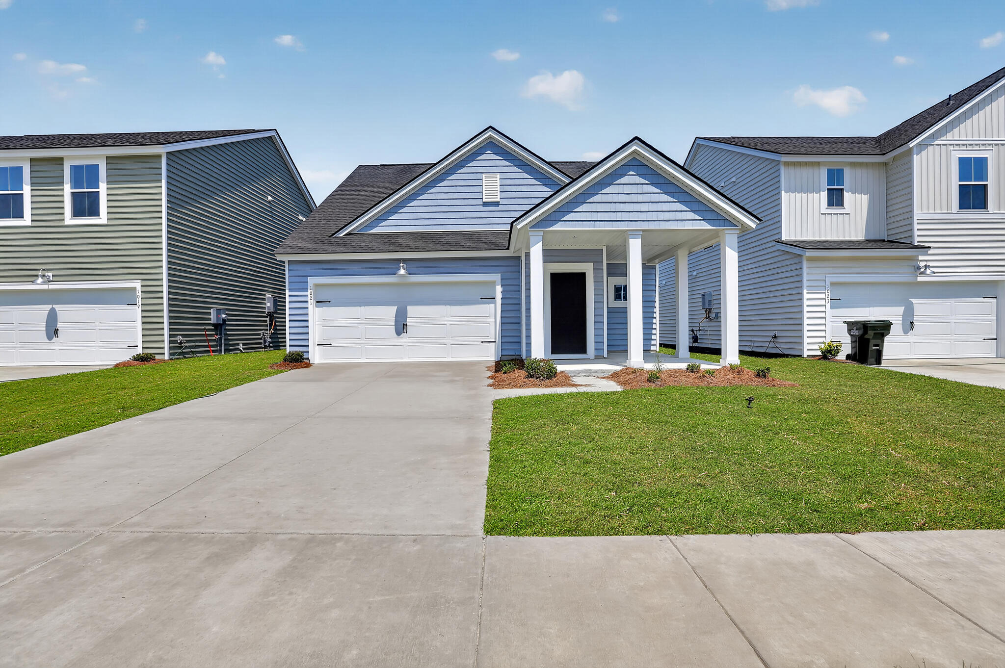 1021 Patagonia Street Ridgeville, SC 29472 - Photo 1 of 24 5090 Front