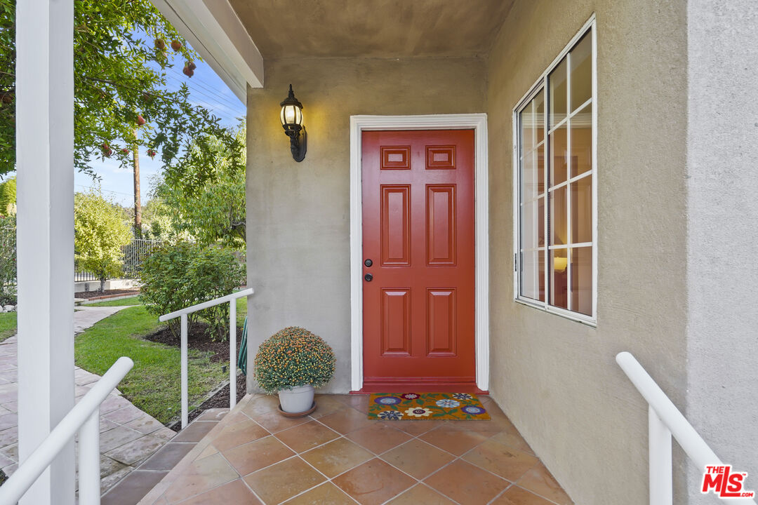10129 Plainview Avenue Tujunga, CA 91042 - Photo 4 of 51 a front view of a house