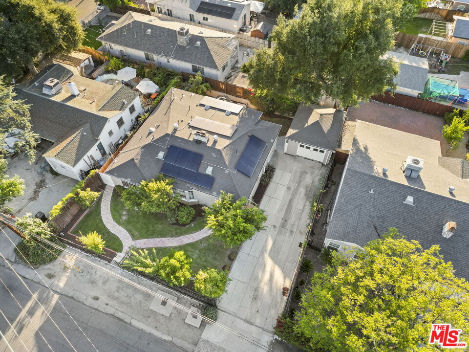 10129 Plainview Avenue Tujunga, CA 91042 - Photo 47 of 51 an aerial view of a house with a garden and covered with wooden fence