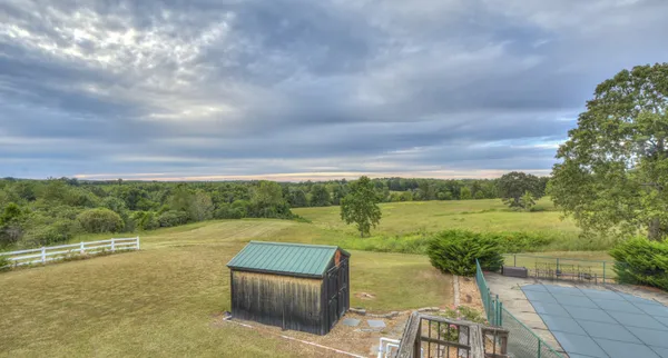 $1,600,000 | 241 Glen Holliday Road, Indian Mound, TN 37079