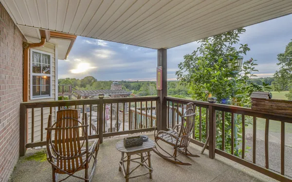 $1,600,000 | 241 Glen Holliday Road, Indian Mound, TN 37079