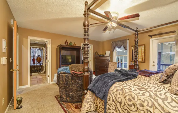 $1,600,000 | 241 Glen Holliday Road, Indian Mound, TN 37079