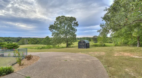 $1,600,000 | 241 Glen Holliday Road, Indian Mound, TN 37079