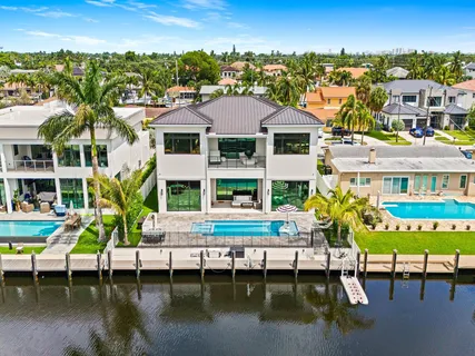 $5,498,000 | 2420 Northeast 48th Street, Lighthouse Point, FL 33064