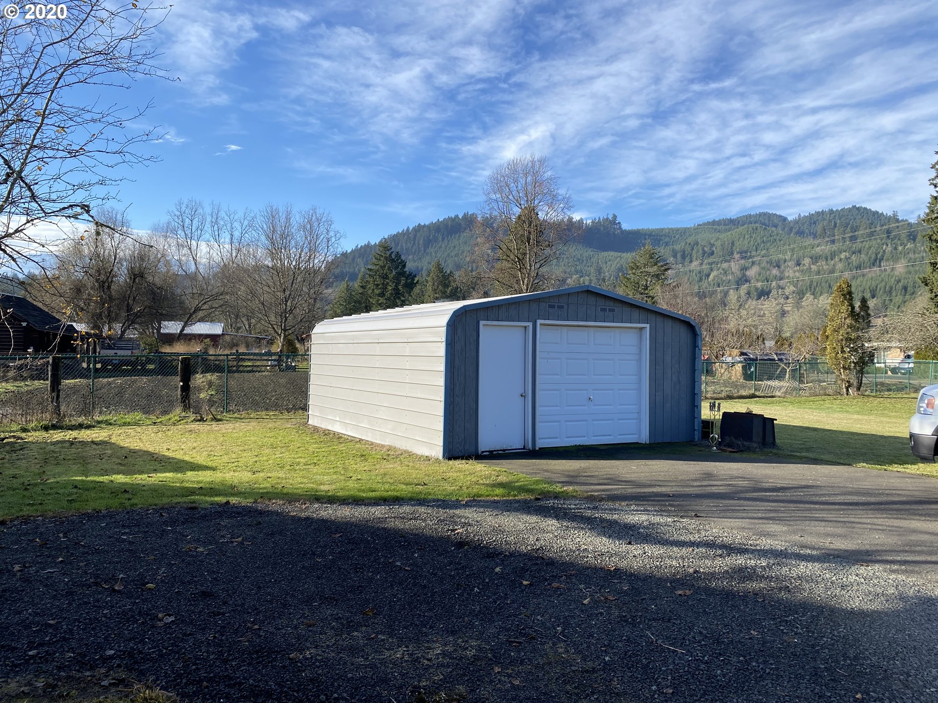 37920 Upper Camp Creek Road Springfield, OR 97478 - Photo 6 of 26