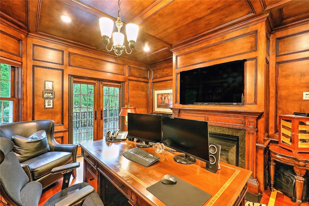 72 Great Road East Greenwich, RI 02818 - Photo 14 of 50