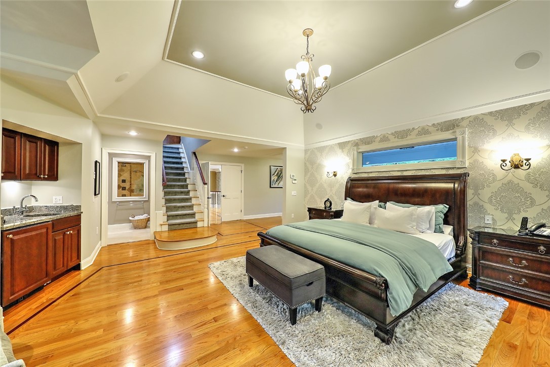 72 Great Road East Greenwich, RI 02818 - Photo 19 of 50