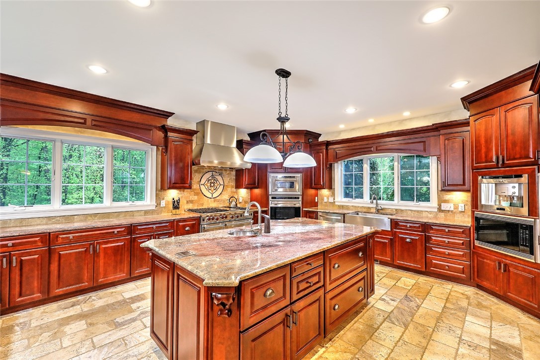 72 Great Road East Greenwich, RI 02818 - Photo 7 of 50