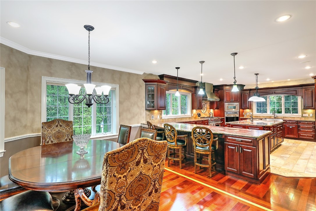 72 Great Road East Greenwich, RI 02818 - Photo 10 of 50