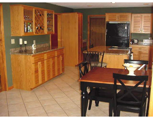 13 Kimball Road Hopkinton, MA 01748 - Photo 3 of 16 Gallery Image 3