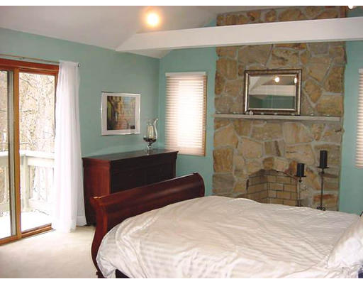 13 Kimball Road Hopkinton, MA 01748 - Photo 6 of 16 Gallery Image 6