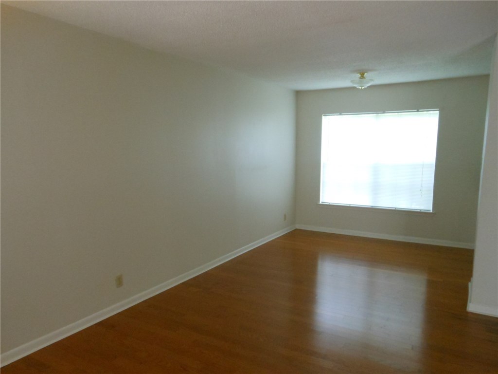 2516 Enfield Road, Unit 202 Austin, TX 78703 - Photo 5 of 9