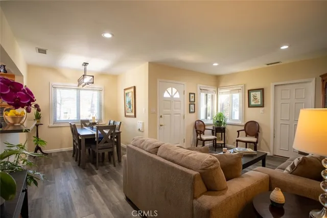 $950,000 | 1505 North Rose Street, Burbank, CA 91505