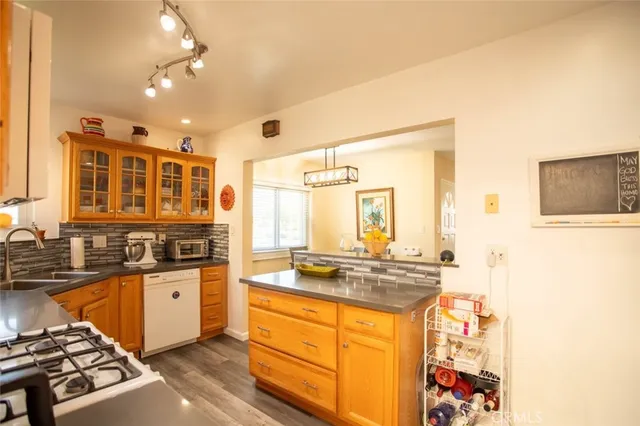 $950,000 | 1505 North Rose Street, Burbank, CA 91505