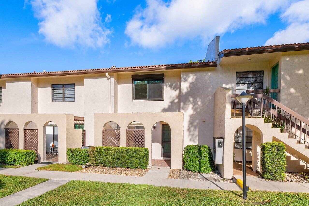 003-21785CypressDrive-BocaRaton-FL-33433