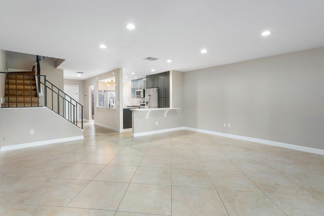21785 Cypress Drive, Unit 46F Boca Raton, FL 33433 - Photo 13 of 49 015-21785CypressDrive-BocaRaton-FL-33433
