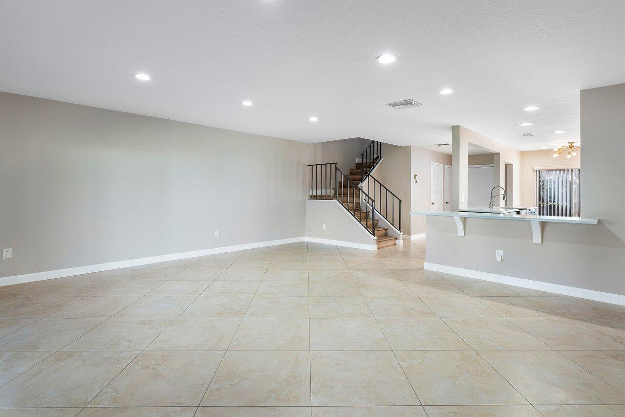 21785 Cypress Drive, Unit 46F Boca Raton, FL 33433 - Photo 14 of 49 016-21785CypressDrive-BocaRaton-FL-33433