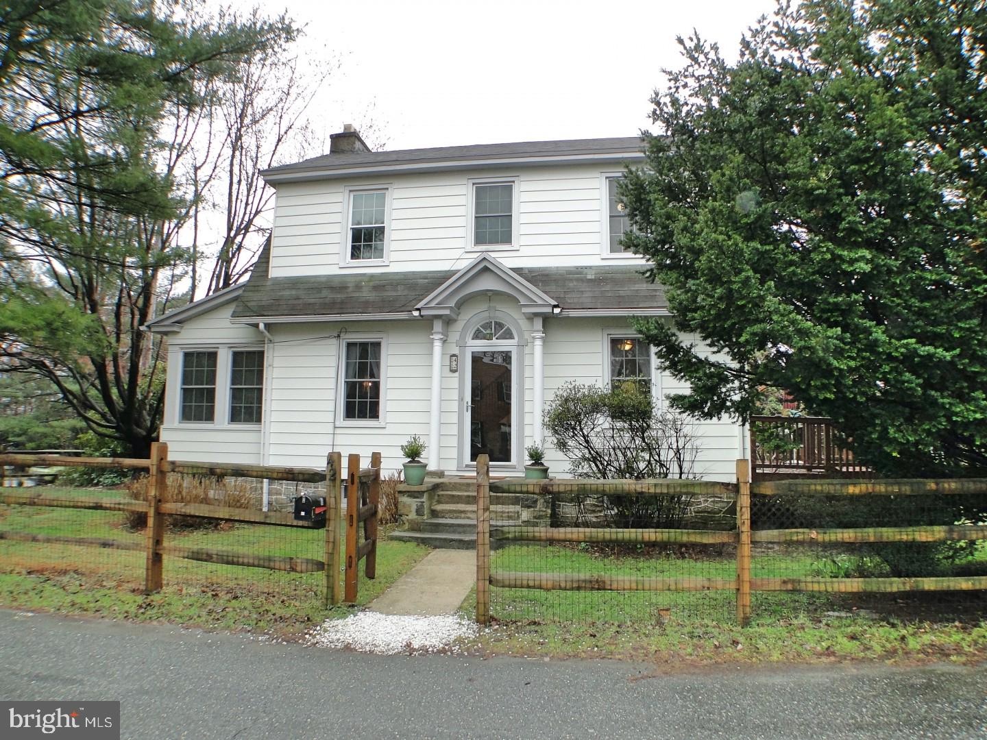 42 South Pennell Road Media, PA 19063 - Photo 2 of 34 Front Entrance on Hunter