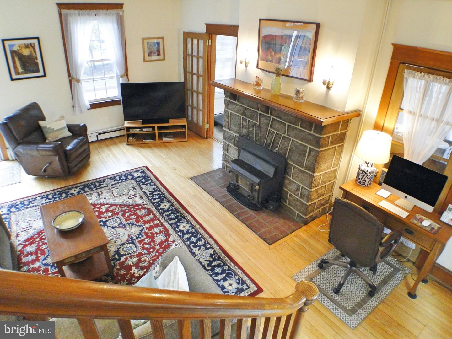 42 South Pennell Road Media, PA 19063 - Photo 6 of 34 Living Room