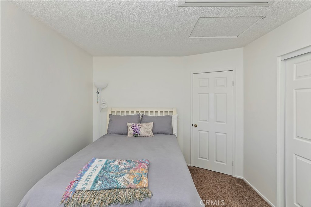 276 Cottonwood Avenue Riverside, CA 92506 - Photo 25 of 69