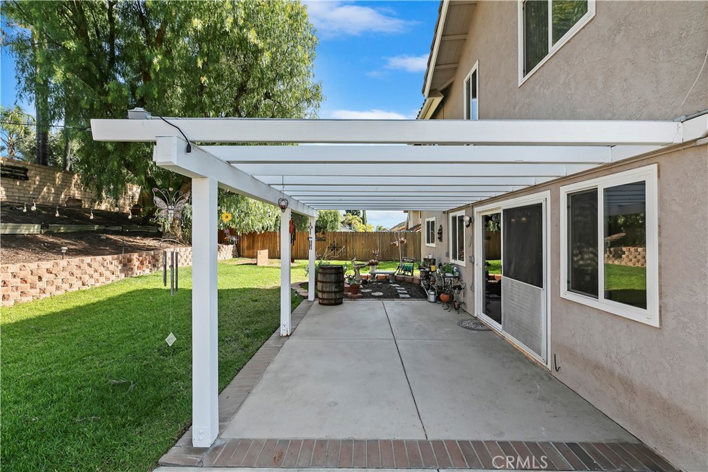 276 Cottonwood Avenue Riverside, CA 92506 - Photo 36 of 69