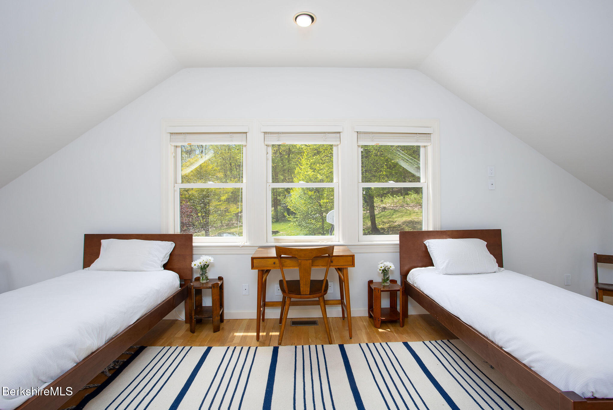 109 Under Mountain Road Lenox, MA 01240 - Photo 33 of 53 0043