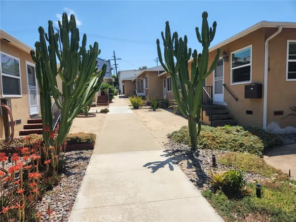 $2,100 | 122 Whiting Street, Unit 3, El Segundo, CA 90245