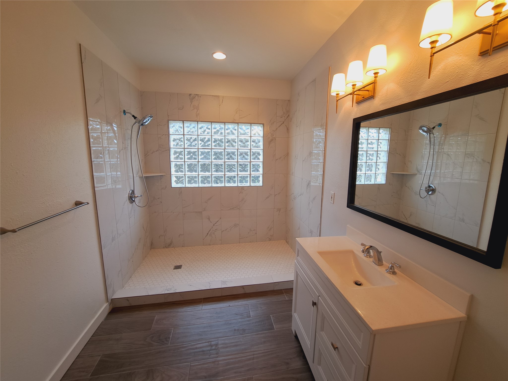 21604 Boggy Ford Road Lago Vista, TX 78645 - Photo 15 of 26