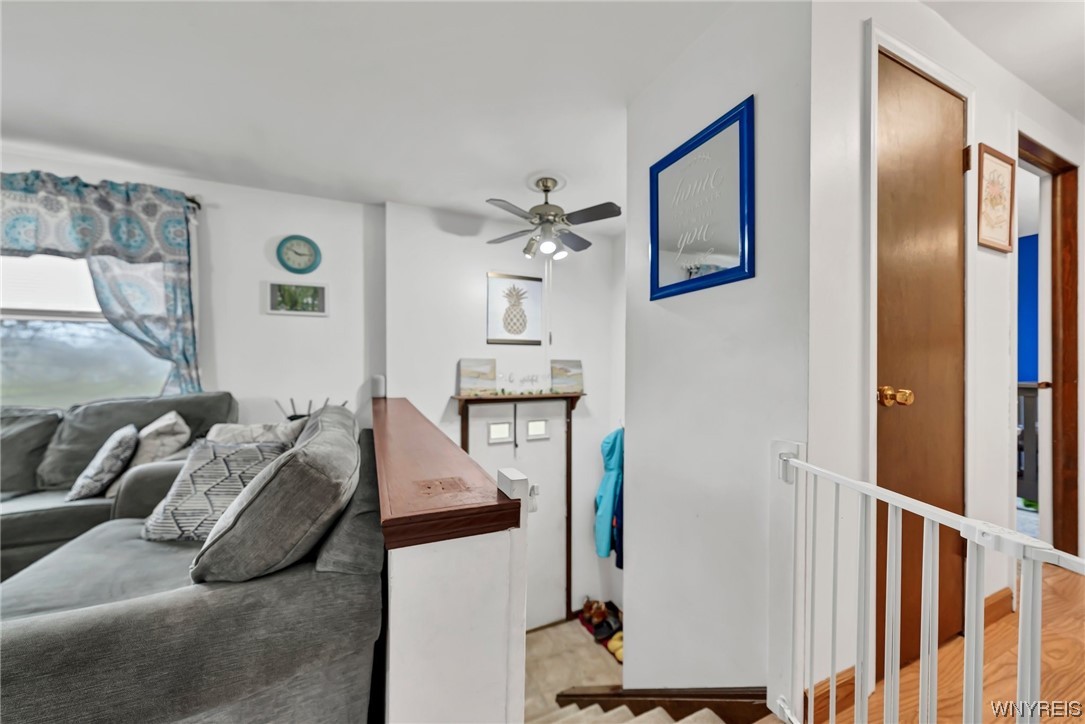 6520 Sheetram Road Pendleton, NY 14094 - Photo 3 of 50