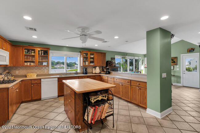 89 Horseneck Point Road Oceanport, NJ 07757 - Photo 14 of 57 023_dsc01146