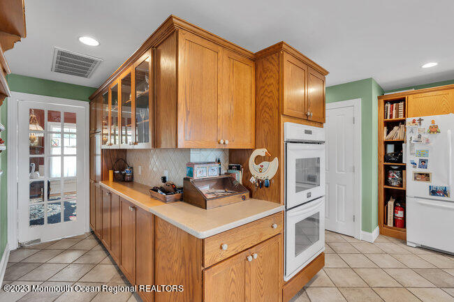 89 Horseneck Point Road Oceanport, NJ 07757 - Photo 18 of 57 028_dsc01171