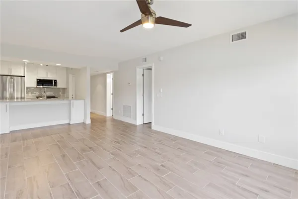 $1,850 | 15 Plantation Drive, Unit 102, Vero Beach, FL 32966