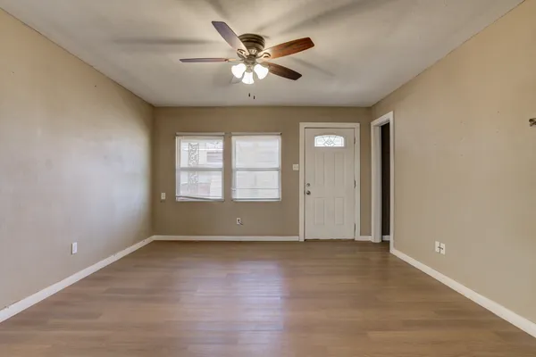 $92,500 | 3204 East 2nd Street, Lubbock, TX 79403