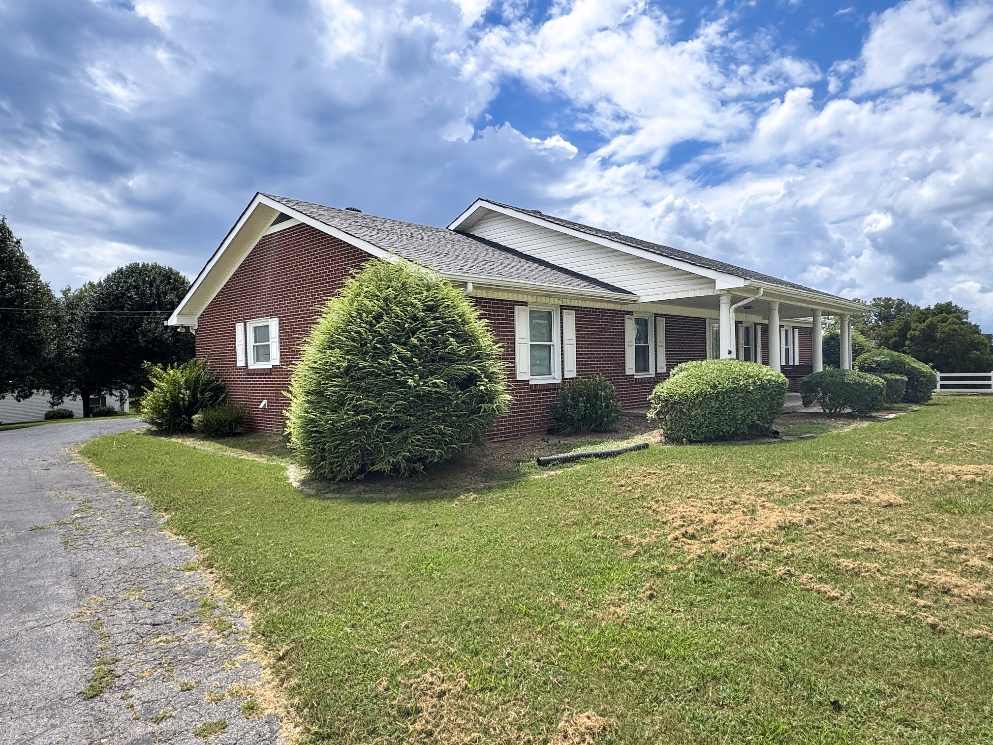 1295 Carey Road Hartsville, TN 37074 - Photo 7 of 41