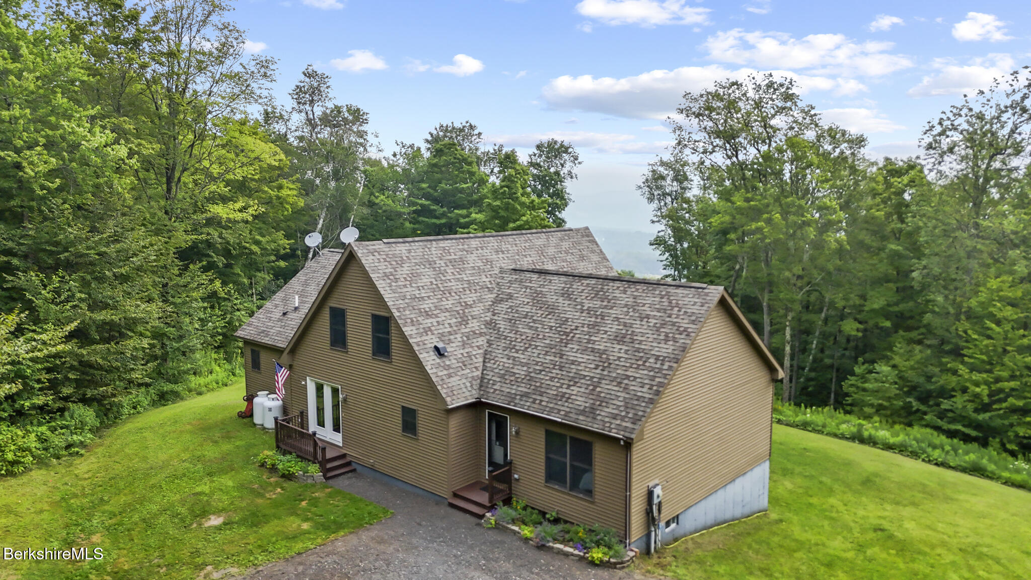 230 Curran Road Cheshire, MA 01225 - Photo 3 of 39 230 Curran Rd, Cheshire_Done001
