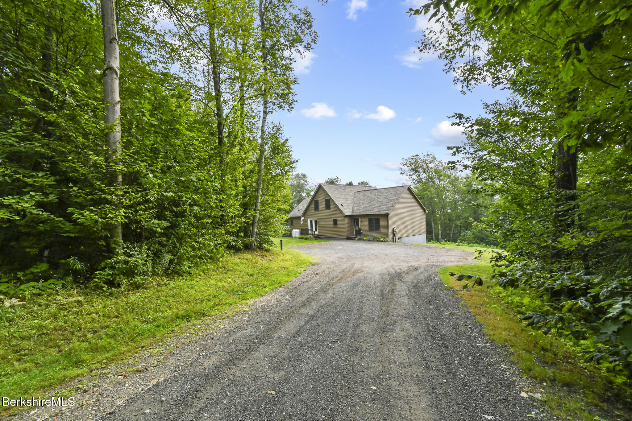 230 Curran Road Cheshire, MA 01225 - Photo 10 of 39 230 Curran Rd, Cheshire_Done030