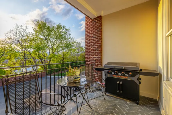 $1,950,000 | 299 Cherry Street, Chattanooga, TN 37403