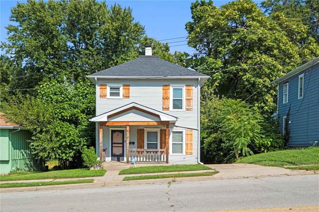 613 North Spring Street Independence, MO 64050 - Photo 1 of 1 Gallery Image 1