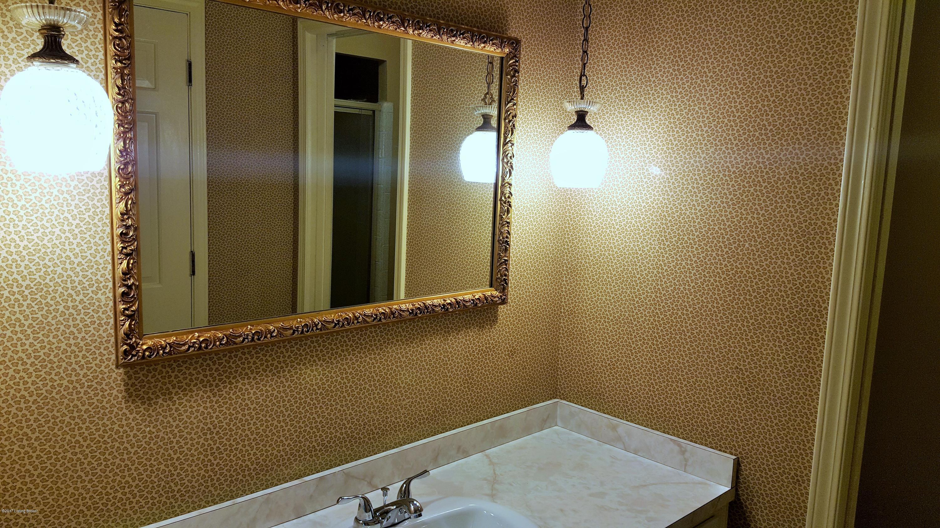 3405 River Bluff Road Prospect, KY 40059 - Photo 57 of 90 20170511_142110